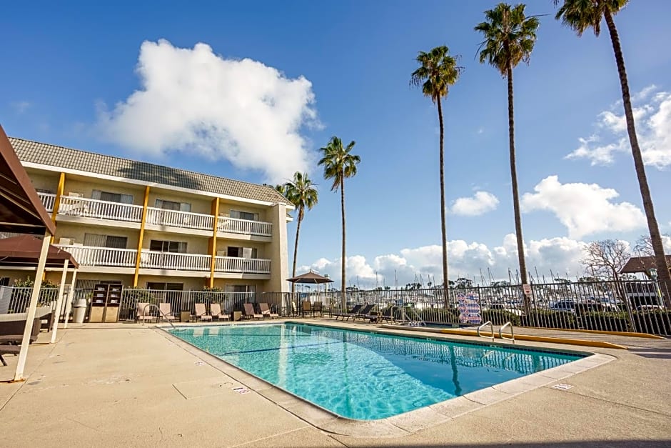 Dana Point Marina Inn