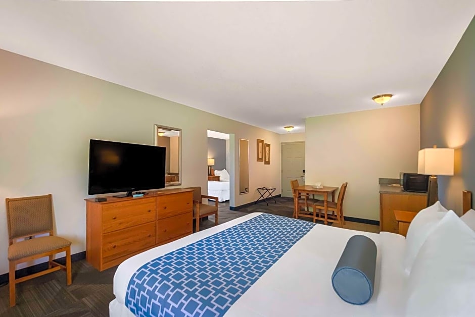 SureStay Plus Hotel by Best Western Berkeley Springs