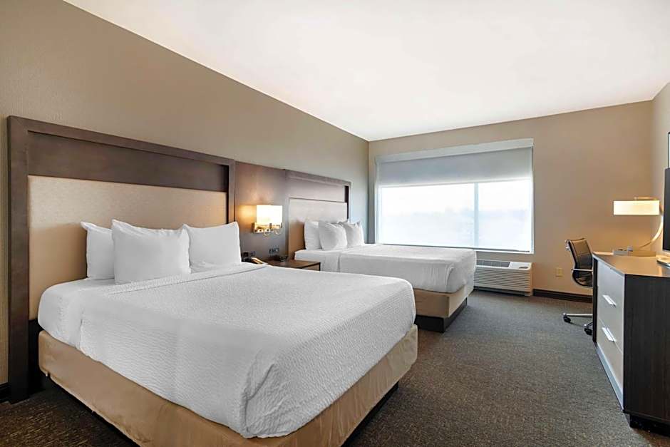 Best Western Plus Executive Residency Rigby's Water World Hotel