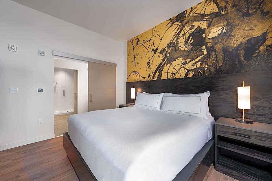 Holman Riverfront Park Hotel Salem, Tapestry by Hilton