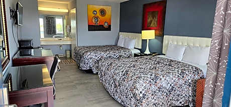 Queen Room with Two Queen Beds - Non-Smoking