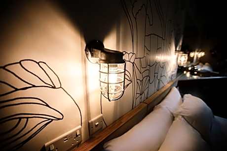 Double Room with Shared Toilet