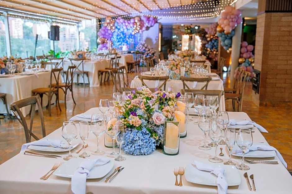 Diez Hotel Categoría Colombia