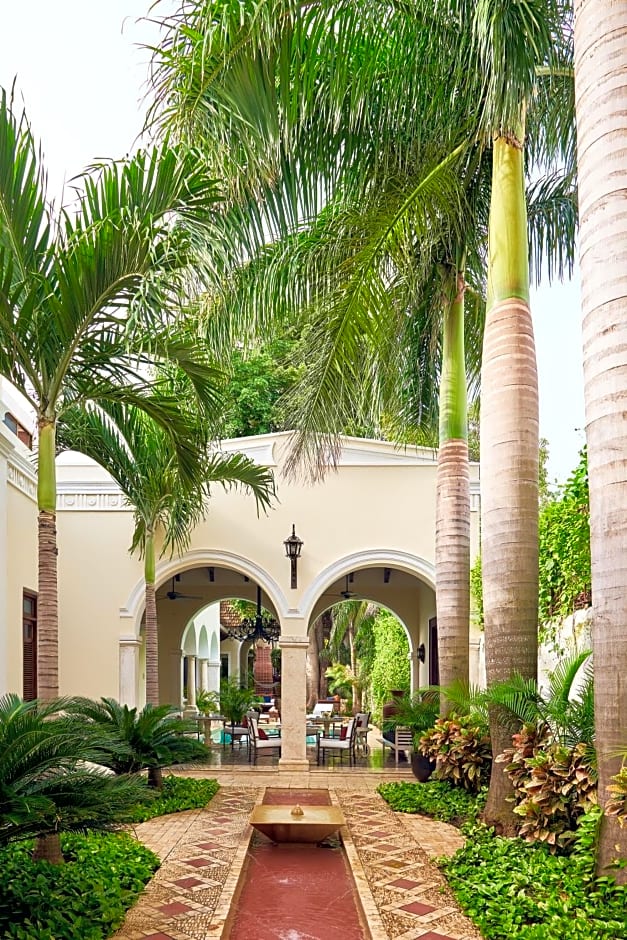 Casa Lecanda Boutique Hotel