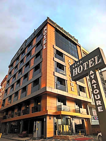 Ayatoure Hotel