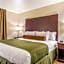 Cobblestone Hotel & Suites - Hutchinson