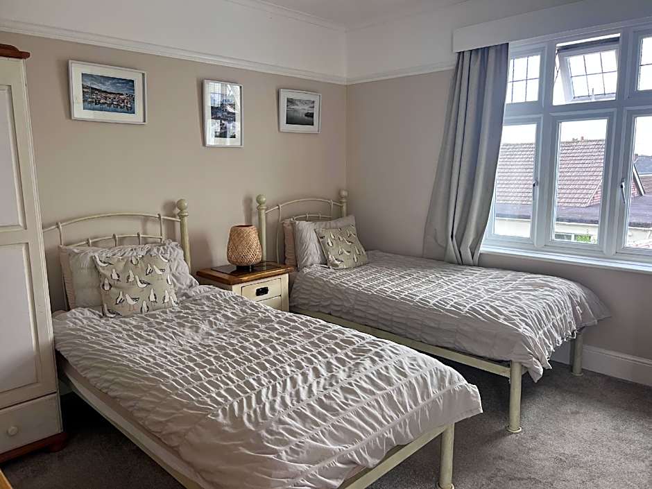 Gwyndra House B&B