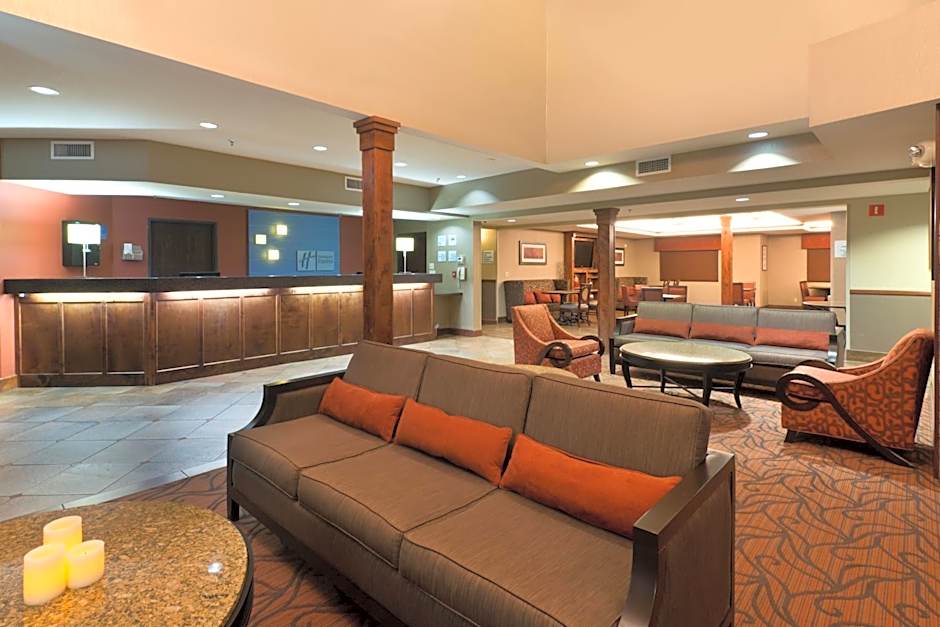 Holiday Inn Express Show Low By IHG