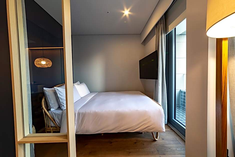 Hound Hotel Haeundae Signature