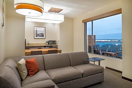 King Bed One Bedroom Balcony Suite/Casco Bay View (with Sofa Bed)