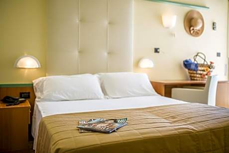 Basic Double Room with Partial Sea View