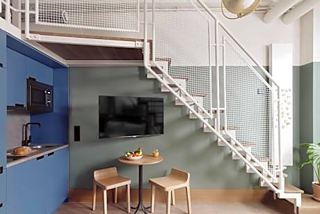 Loft Family Apartment