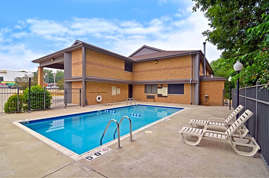 Best Western Riverside Inn