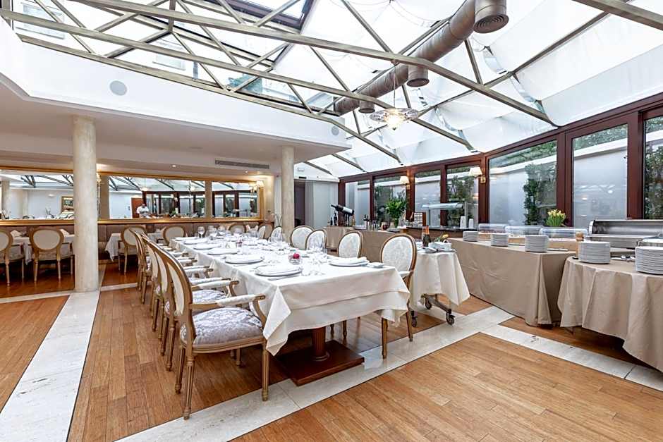 Hotel Le Premier