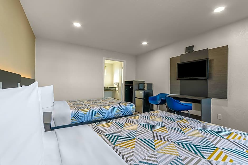 Motel 6-Willows, CA