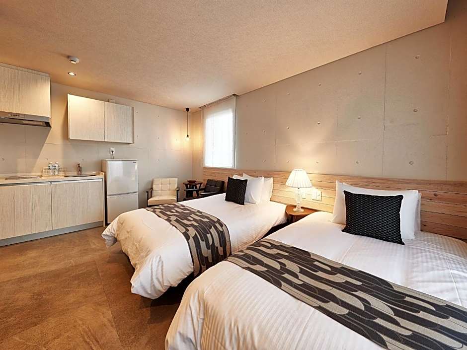 Yomitan Condhotel ND