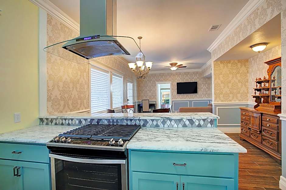 Sara's Bed and Breakfast Inn