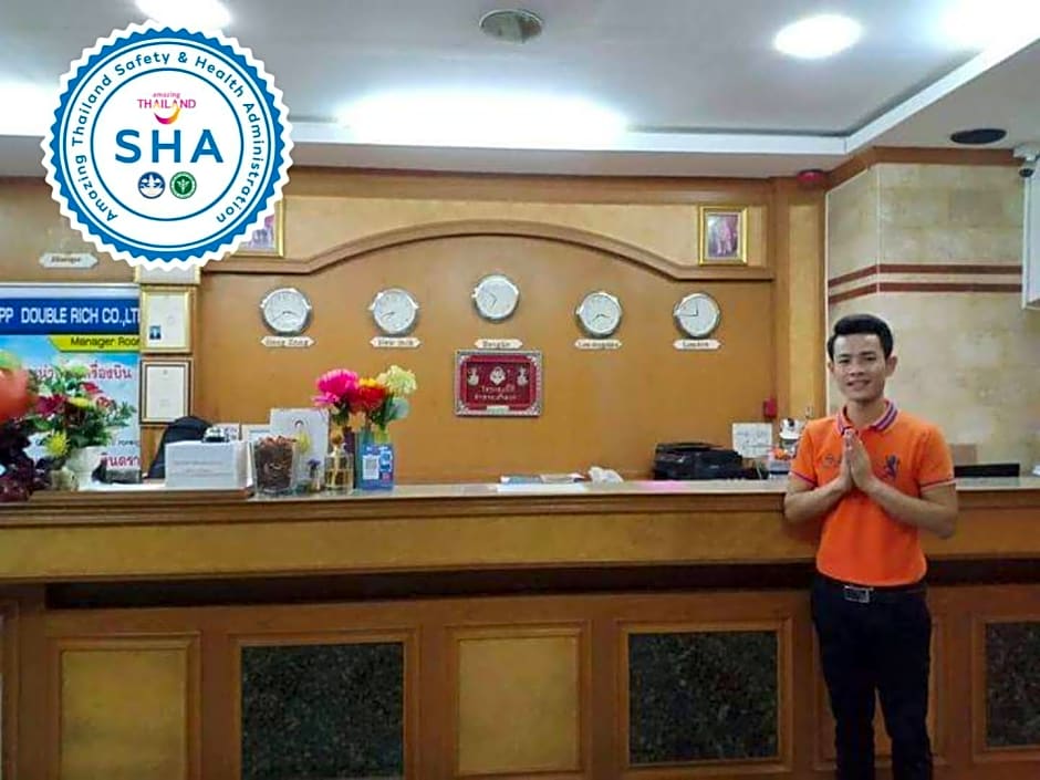 Submukda phoomplace hotel