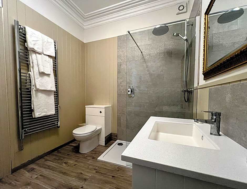 Best Western Leigh Park Hotel