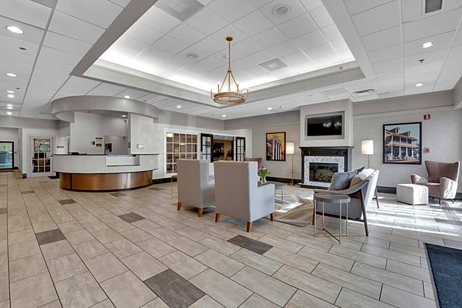 Best Western Plus The Charles Hotel