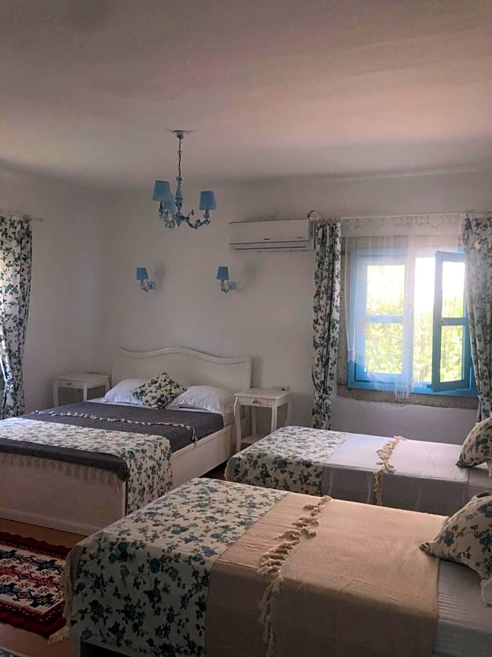 Çakir Bey Hotel