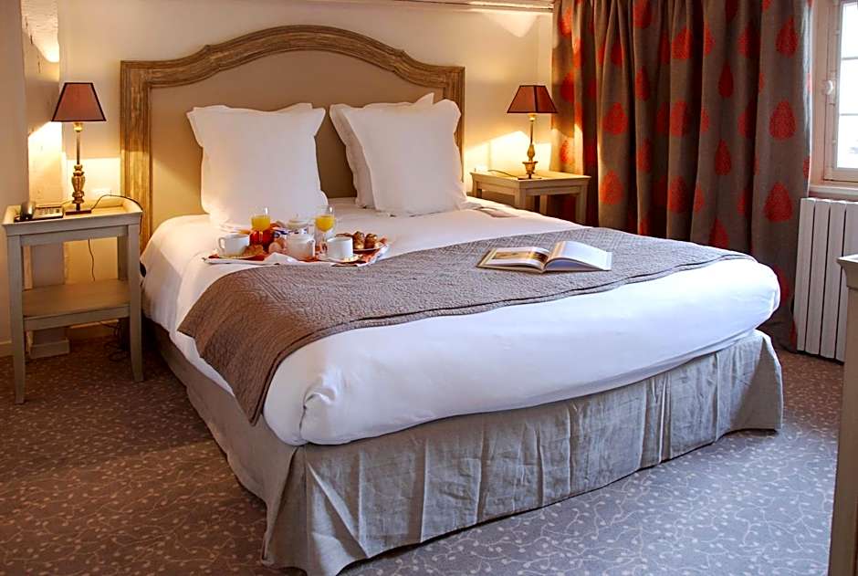 Hotel Le Donjon - Coeur de La Cite Medievale