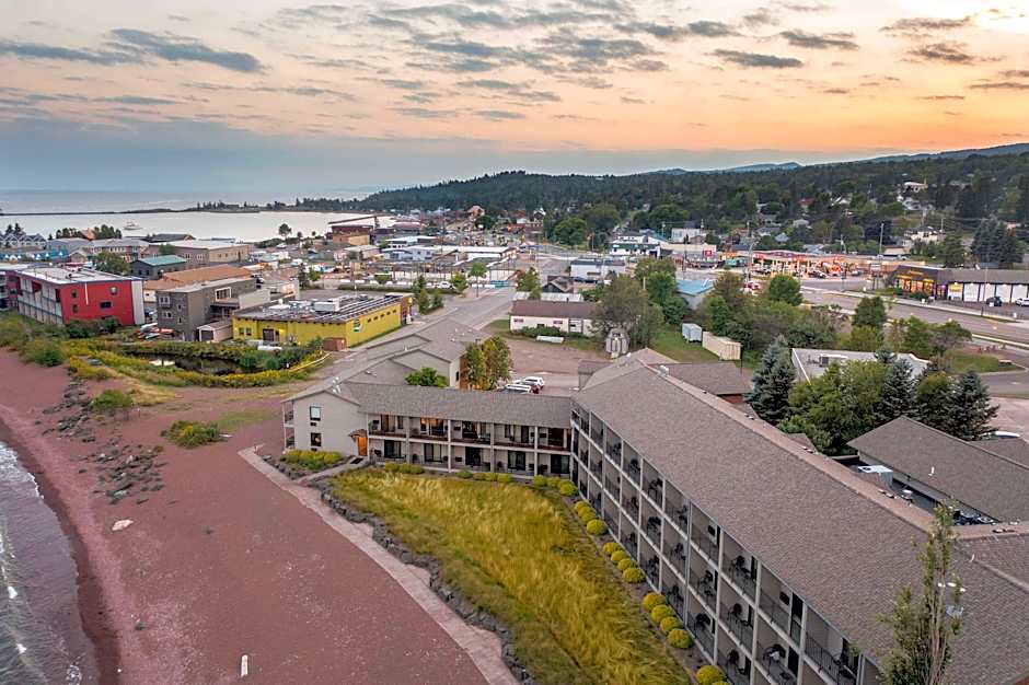 Best Western Plus Superior Inn