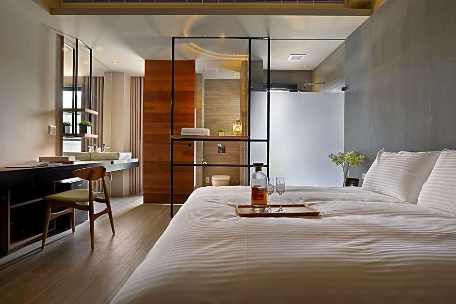 Sun Moon Lake Blue Sky Bay B&B