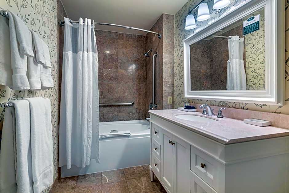 The Harraseeket Inn & Event House