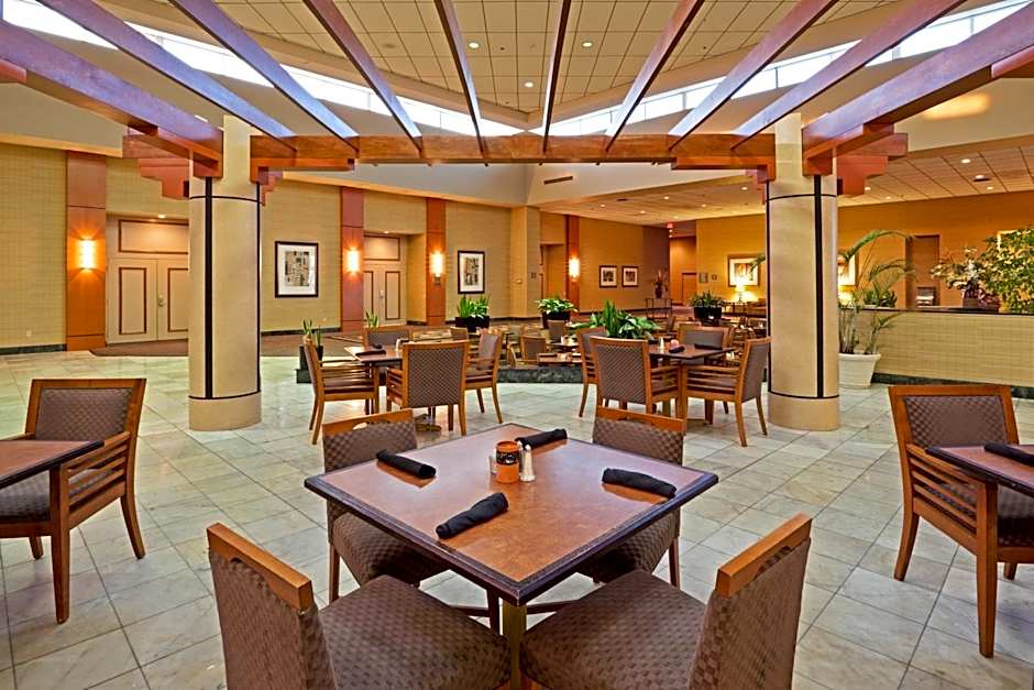 Holiday Inn Philadelphia South Swedesboro Hotel By IHG
