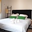 Laurus - Charming House