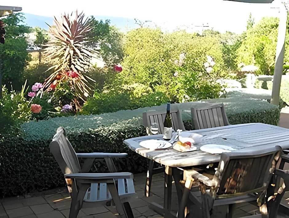 Olde Mill House Bed & Breakfast and Cycle Hire
