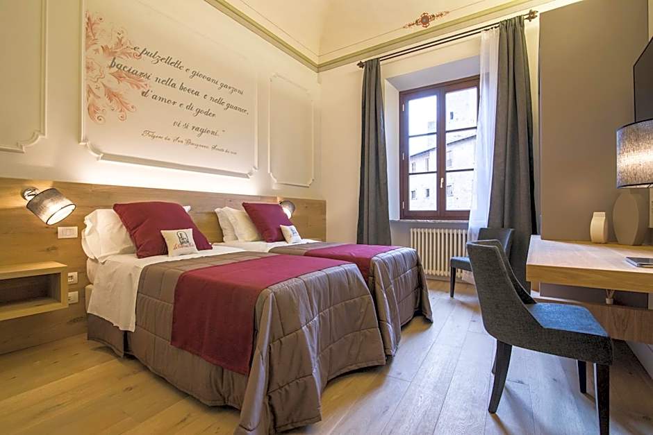 Foto 1 daripada 3 — 1 Double Bed or 2 Beds, View