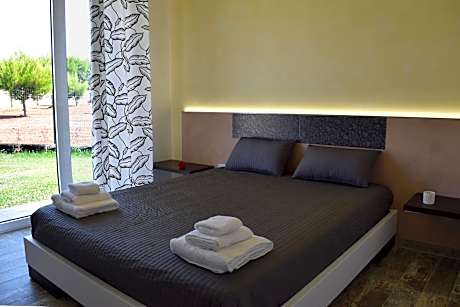 Double Room with Shared Bathroom