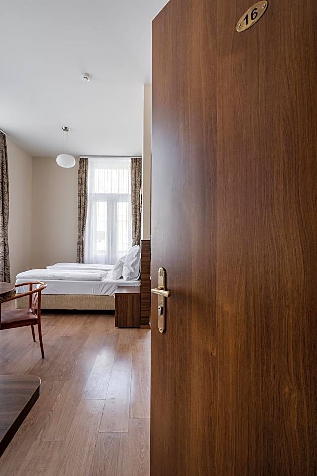 Elit Boutique Rooms- Best Location by BQA