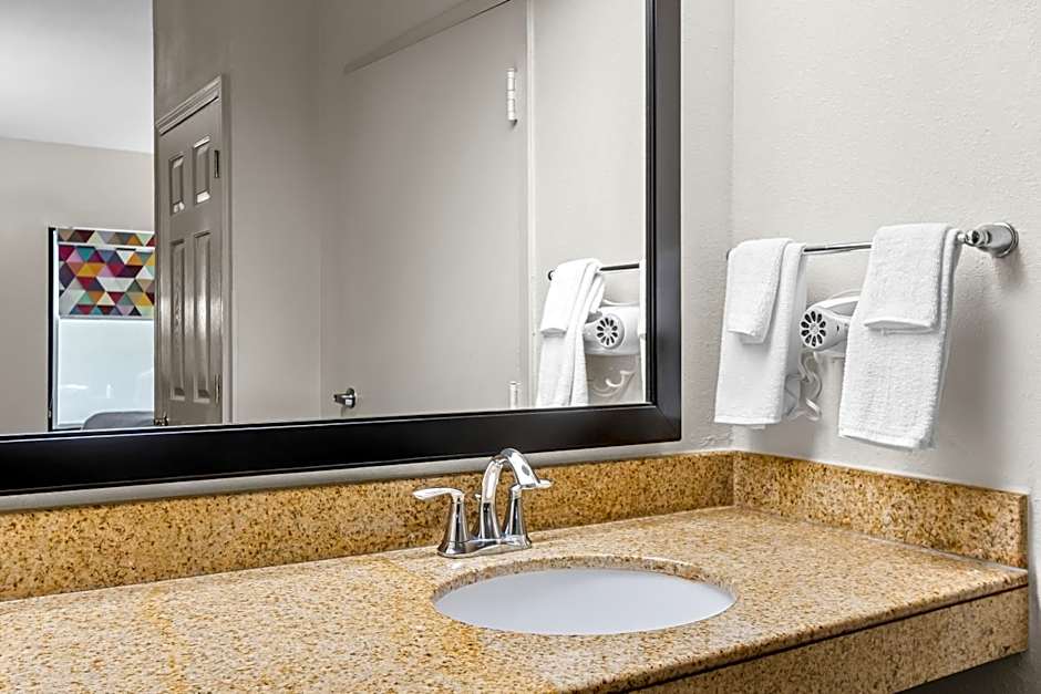 Quality Inn Walterboro I-95