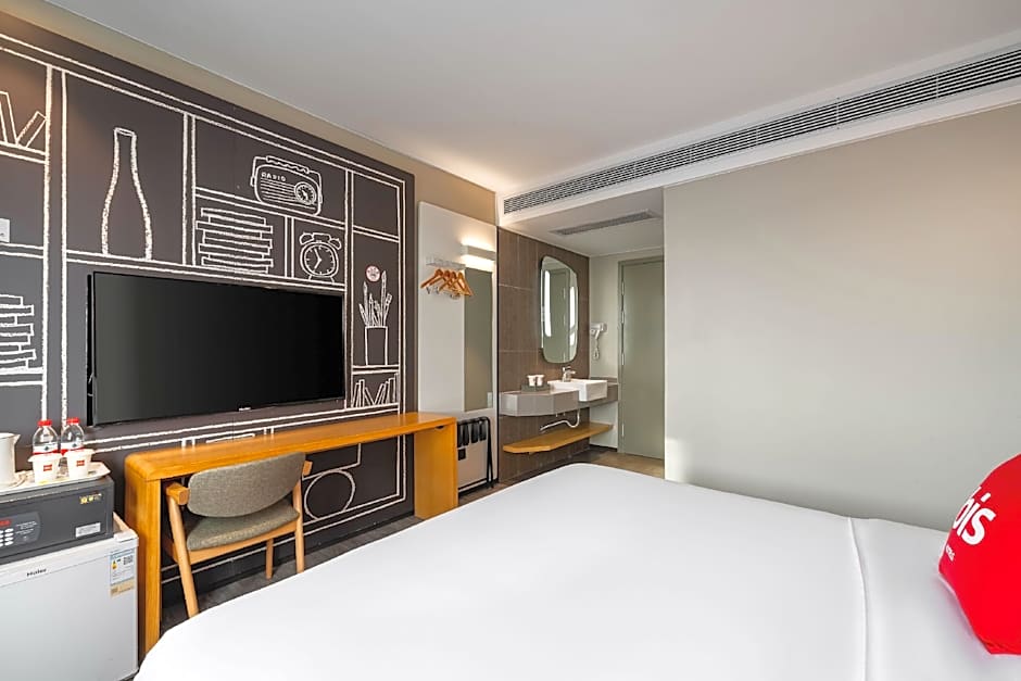 Ibis Shenzhen Nanxin Road Hotel