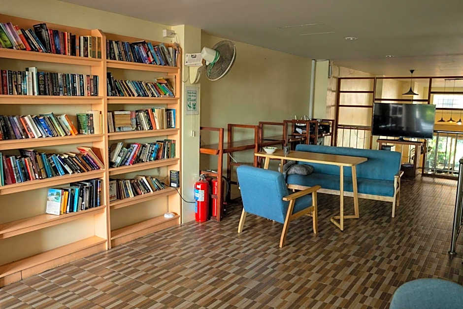Phangan Barsay Hostel