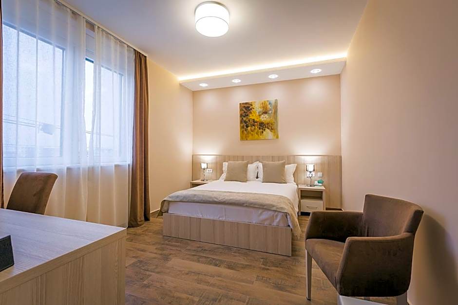 Hotel Mar Garni
