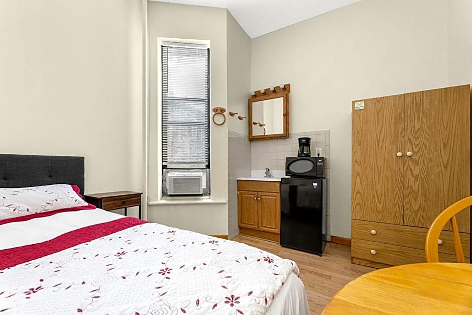 West 30th Street Guest House