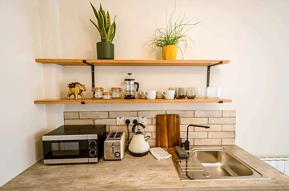 Rookery Lane Food and Lodging