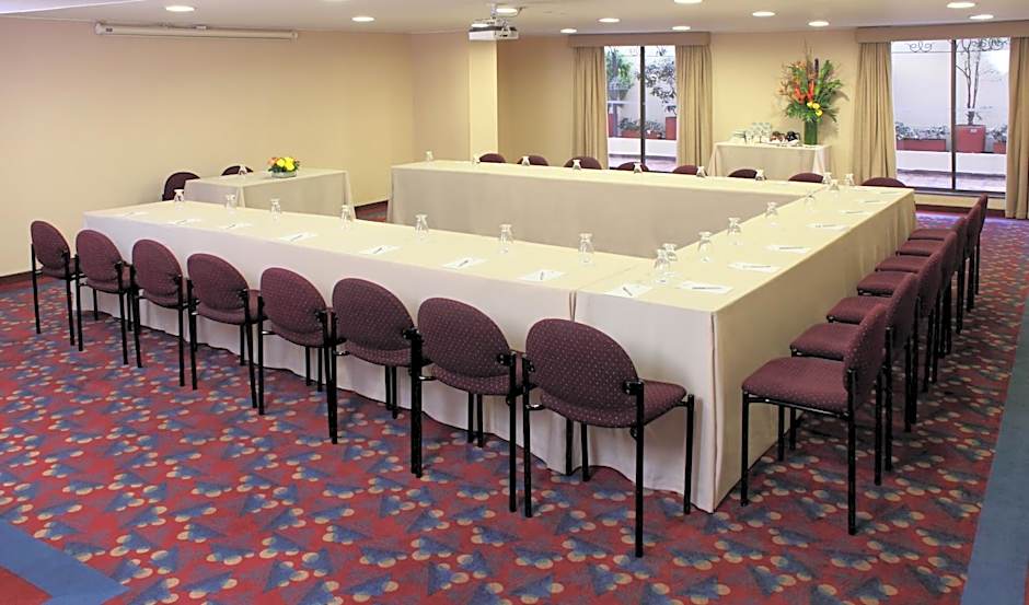 Hotel Estelar Suites Jones