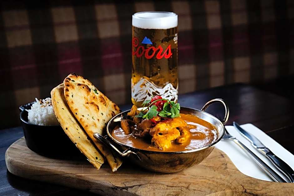 Lakeside Manor Hotel