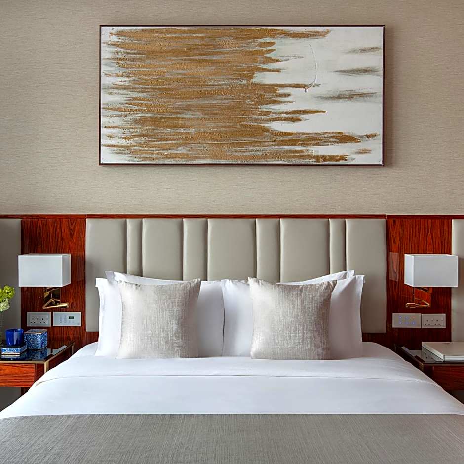 The Bentley Luxury Hotel & Suites