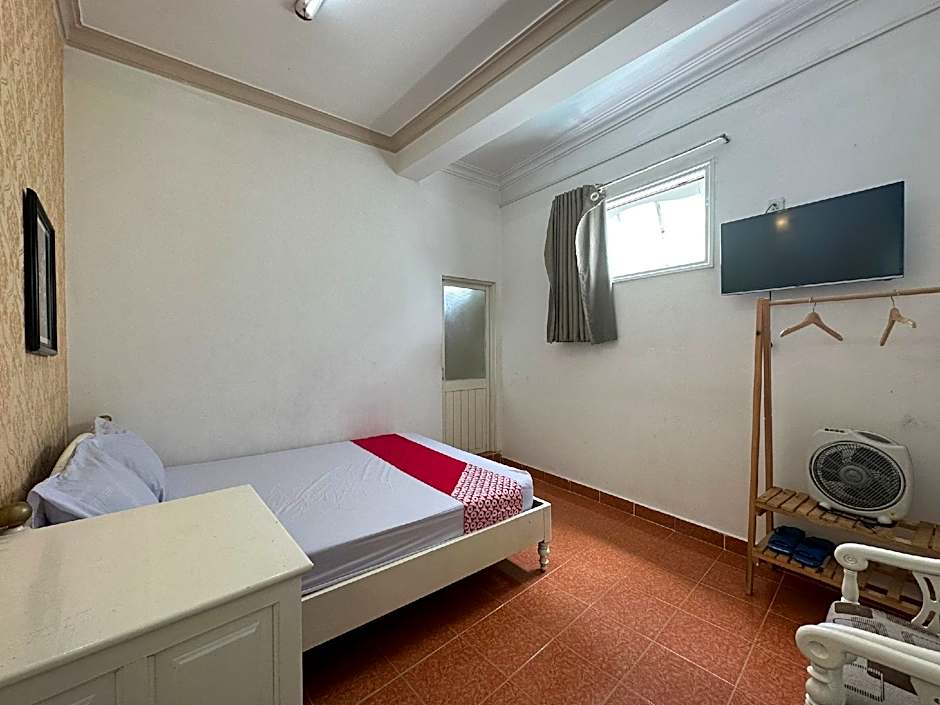 OYO 1196 Le Vu Hotel