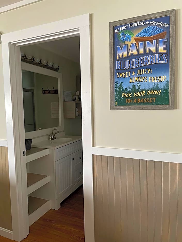 Rangeley Town & Lake