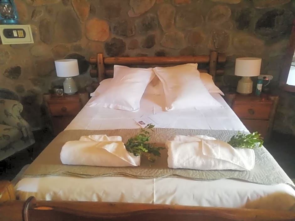 Shumba Safari Bush Camp