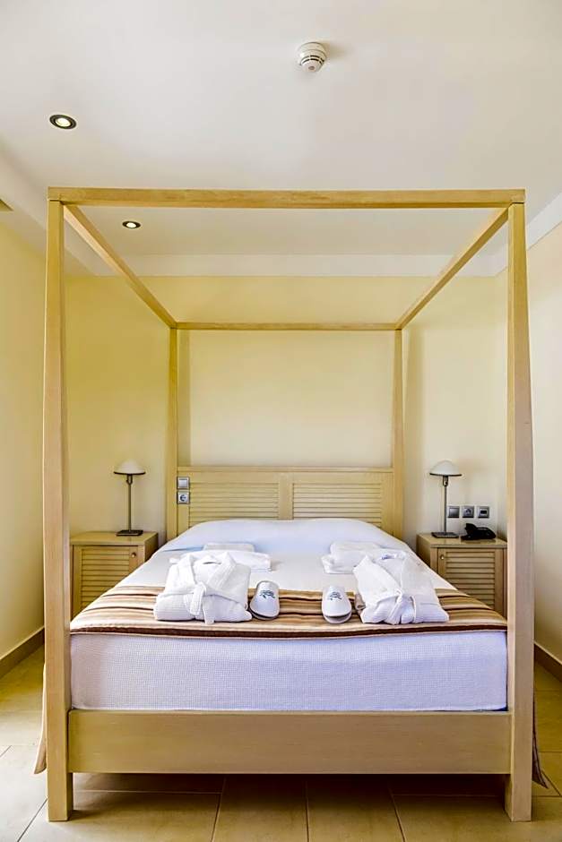 Almiriki Chios Rooms & Apartments