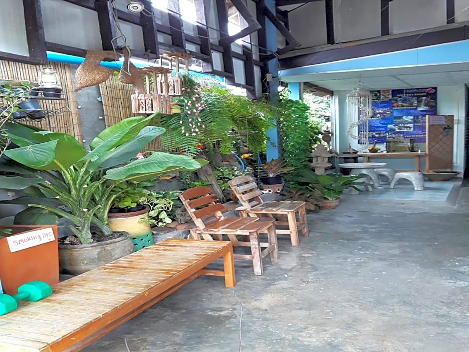 Canaan Guesthouse and Homestay