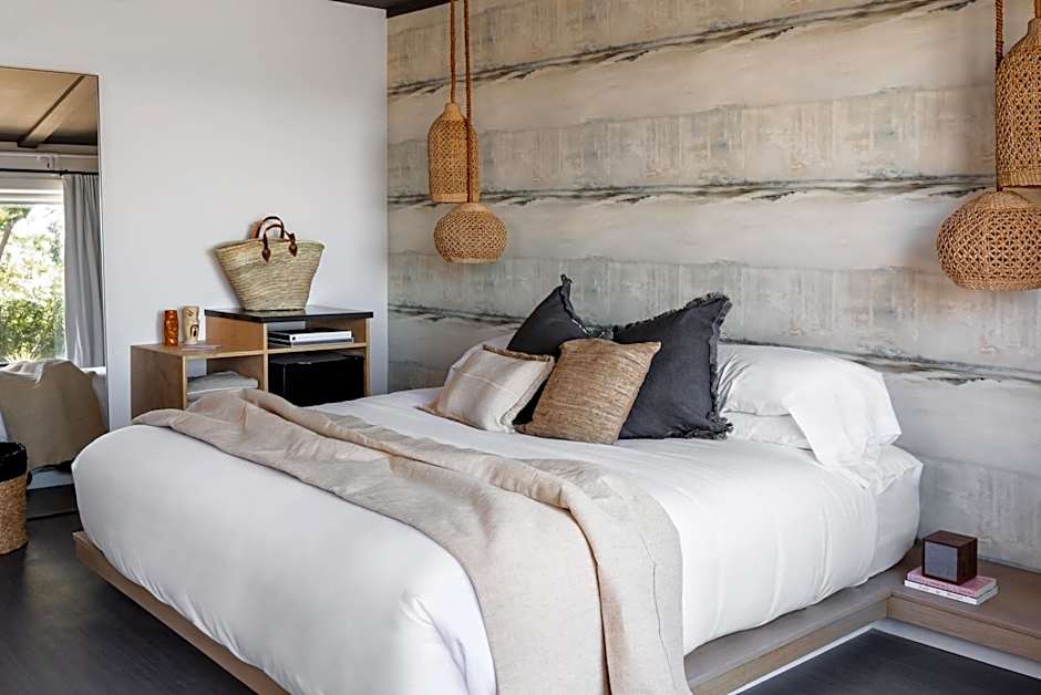AWOL Hotel Provincetown